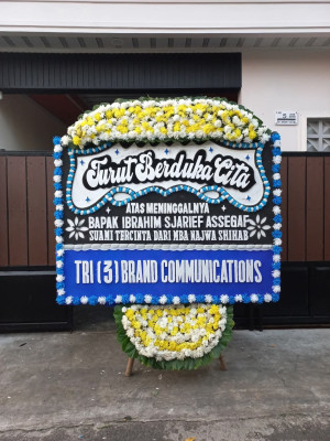 Papan Bunga Duka di Sadeng